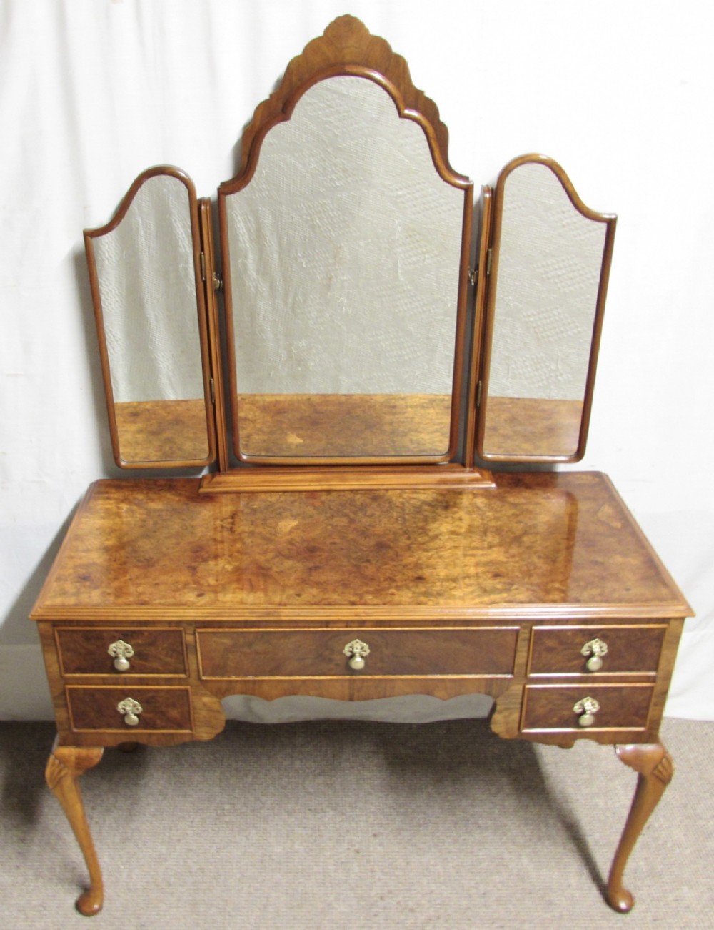 Burr Walnut Queen Anne Dressing Table