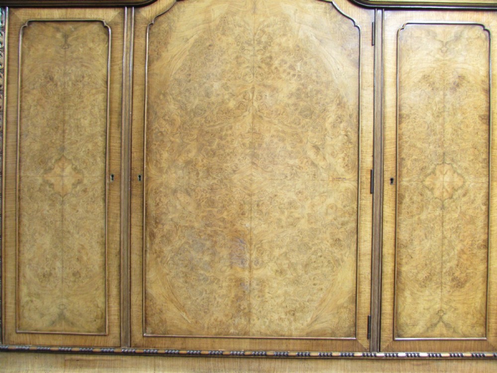 Magnificent Burr Walnut Cabinet on Stand View XIV