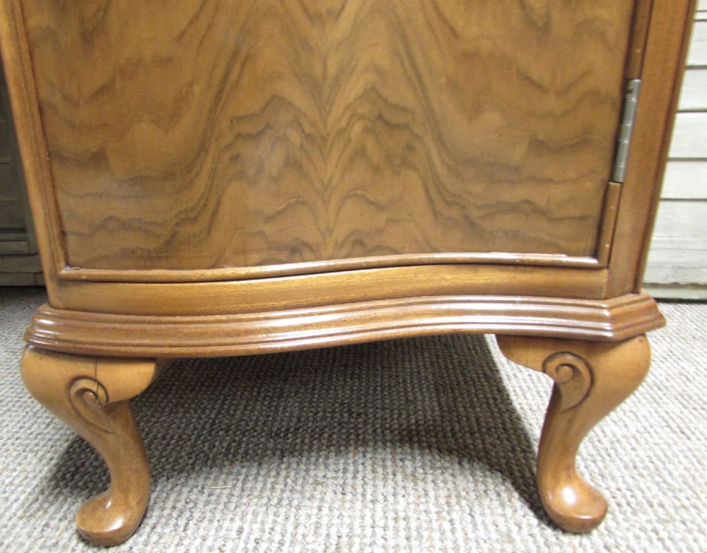 Burr Walnut Triple Mirror Dressing Table View VIII