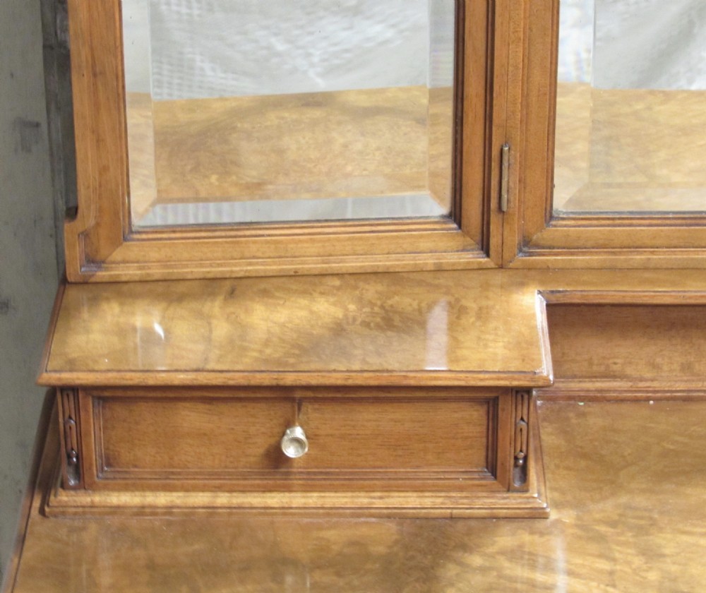 Fine Burr Walnut Dressing Table View V