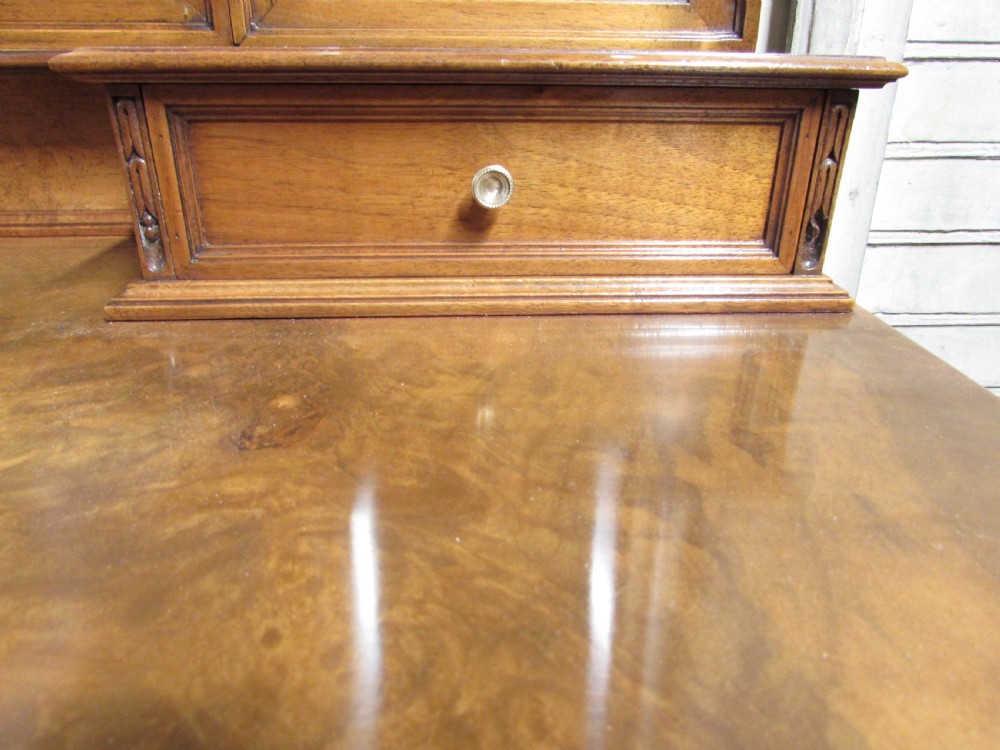 Fine Burr Walnut Dressing Table View XIII