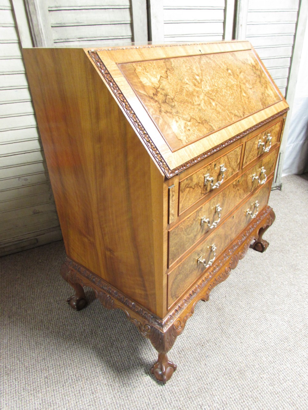 Queen Anne Burr Walnut Bureau View XI