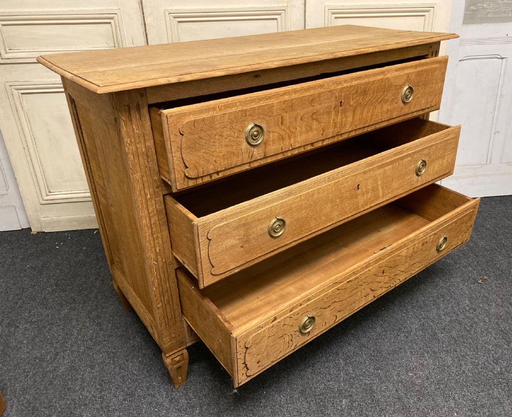 French Bleached Oak 19th Century Chest of Drawers View IX