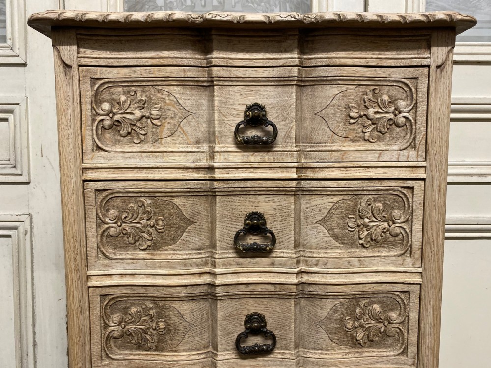 French Bleached Oak Chest of Drawers View V