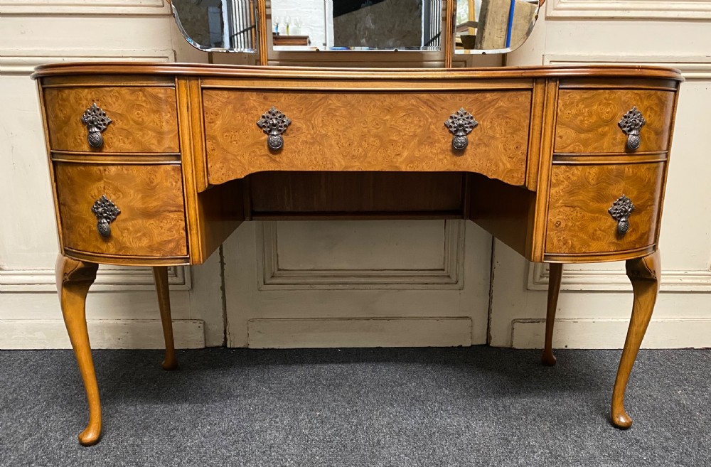 ‘Maple & Co’ Burr Walnut Dressing Table View V