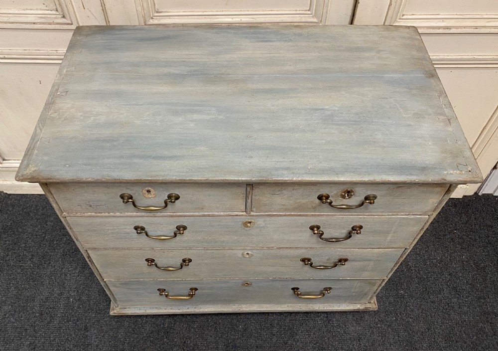 Lovely 18th C Chest of Drawers View II