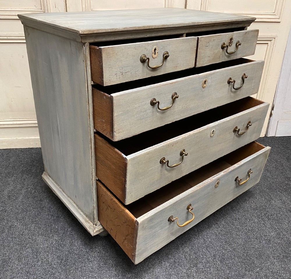 Lovely 18th C Chest of Drawers View VIII