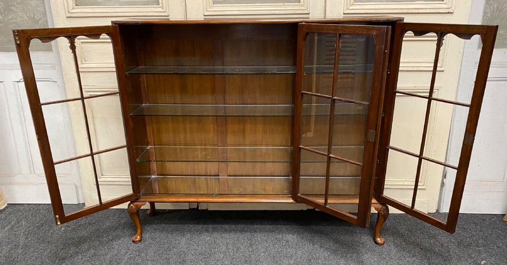 Quality Queen Anne Walnut Cabinet View VIII