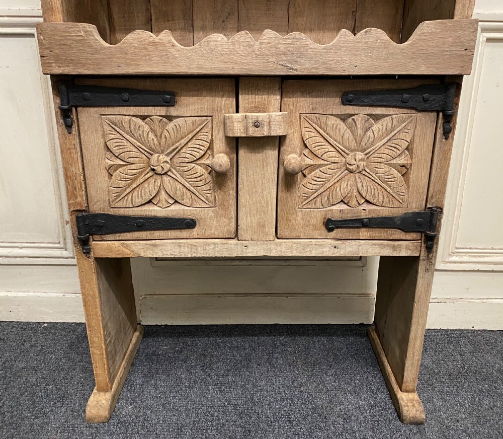 Small Early Oak Primitive Kitchen Dresser View V