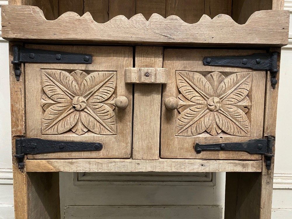 Small Early Oak Primitive Kitchen Dresser View VIII