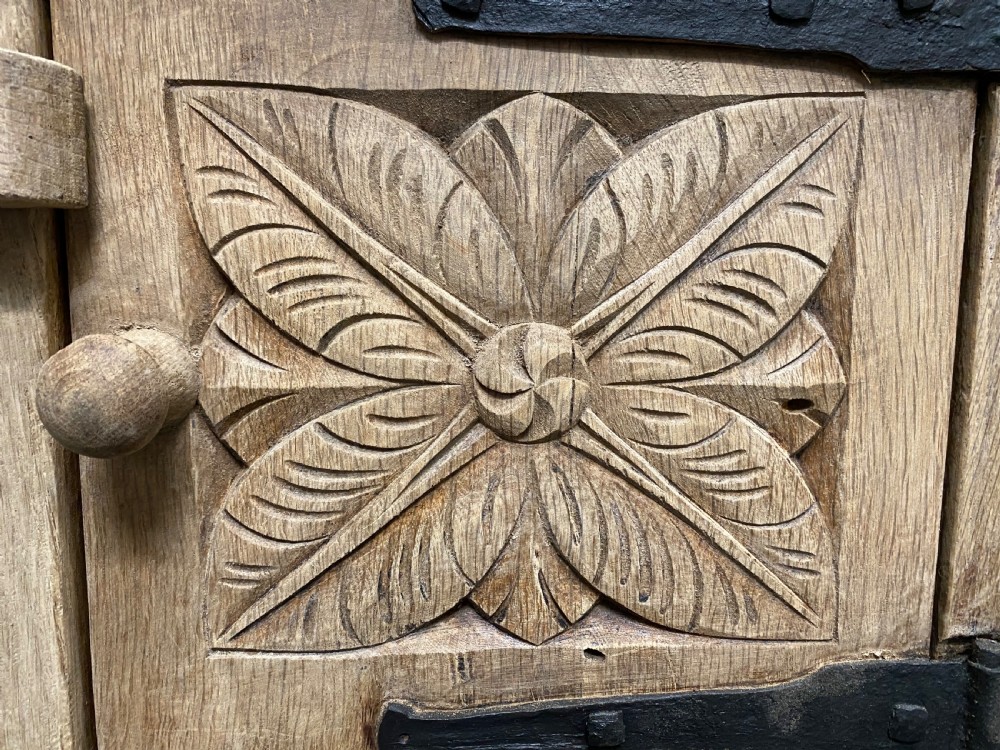 Small Early Oak Primitive Kitchen Dresser View IX