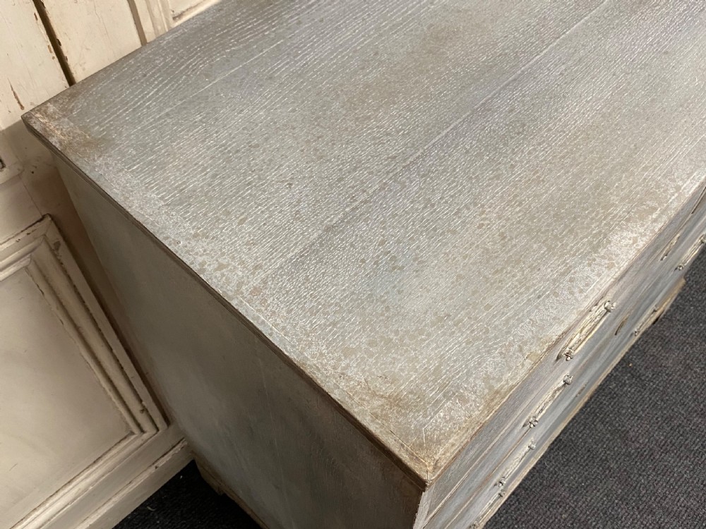 English Oak chest of Drawers View VI
