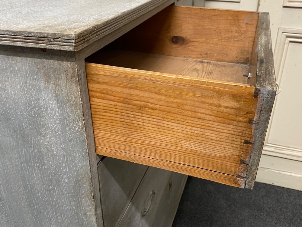 English Oak chest of Drawers View XV