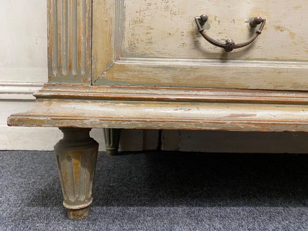 Superb French Chest of Drawers View IX