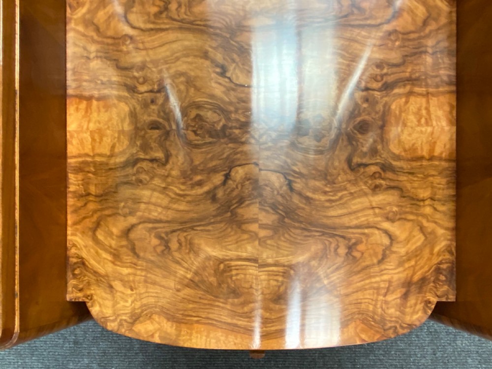 Burr Walnut Art Deco Dressing Table View XVII