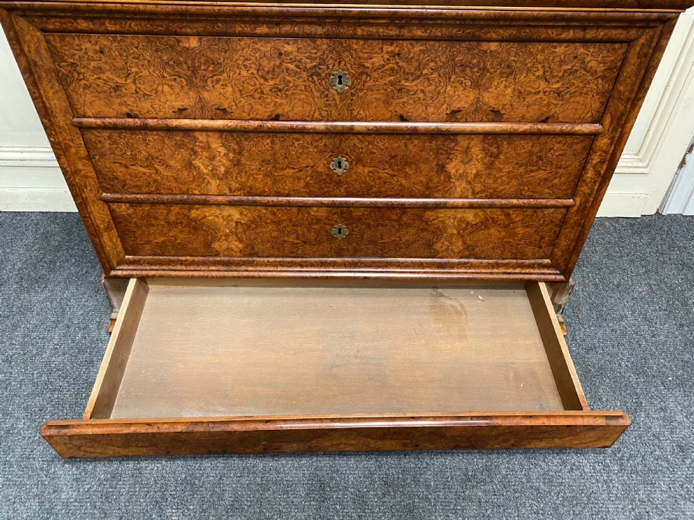 Fine Quality French Burr Walnut Chest of Drawers View IX