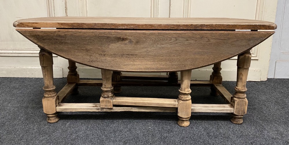 Large Oak Coffee Table View IX