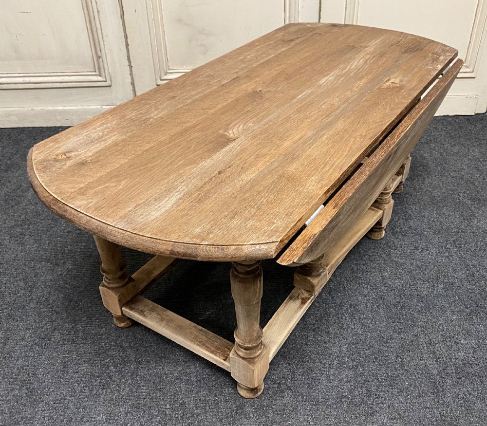Large Oak Coffee Table View X