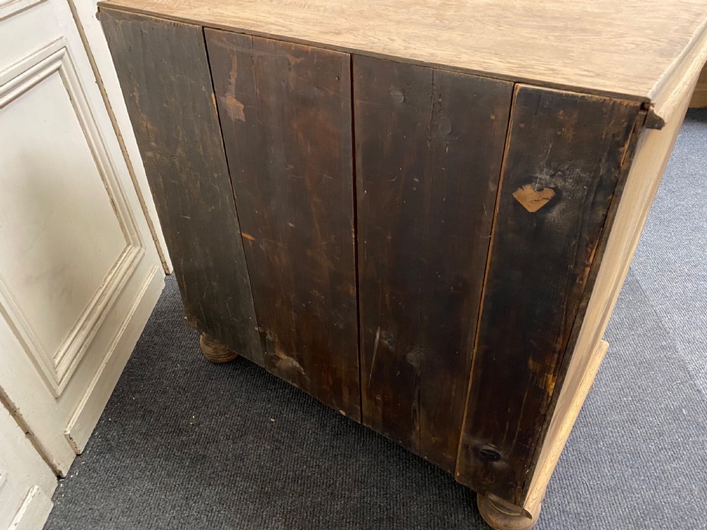 18th C Bleached Oak Chest of Drawers View X