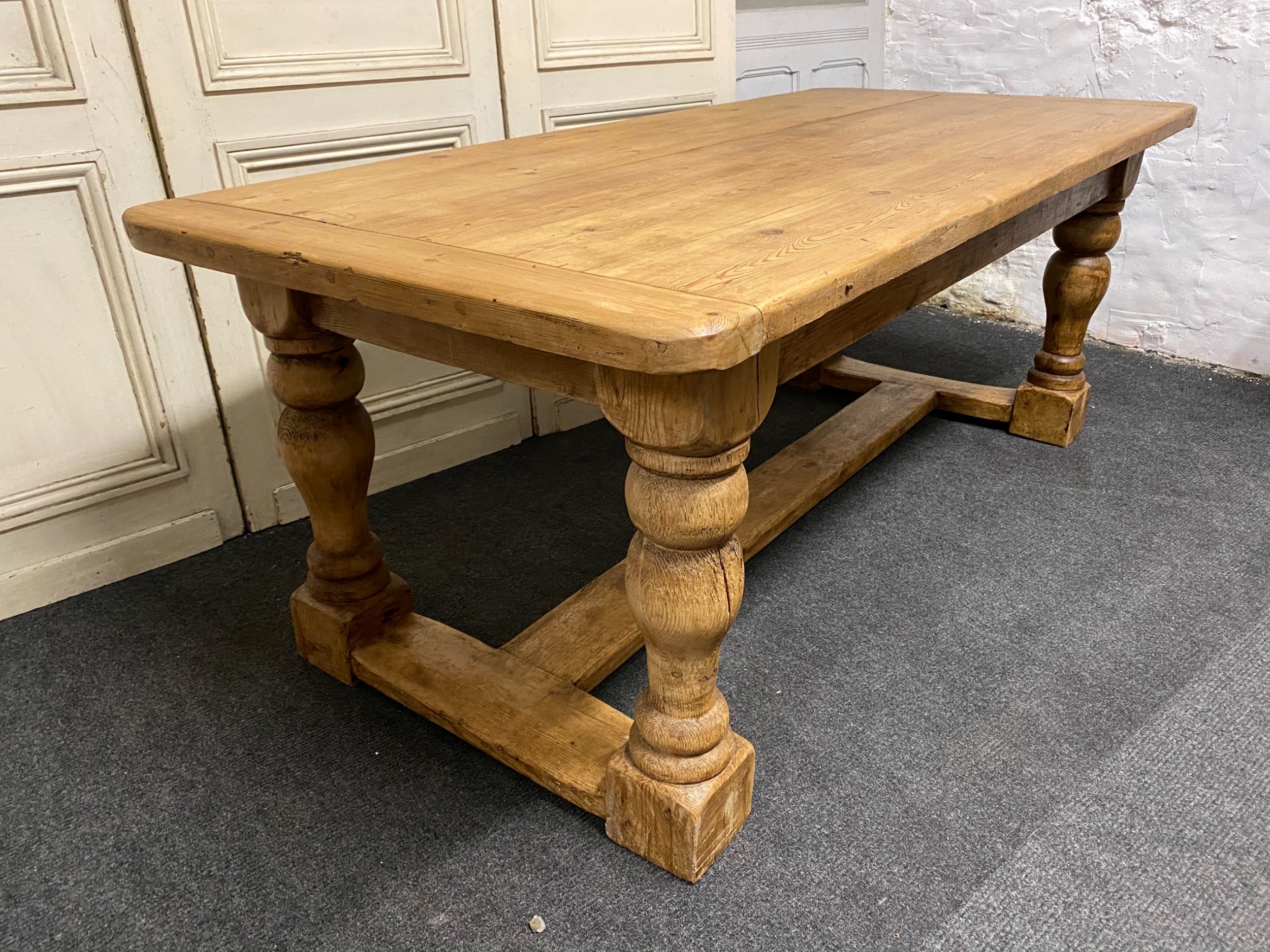 Pine Farmhouse Dining Table 
