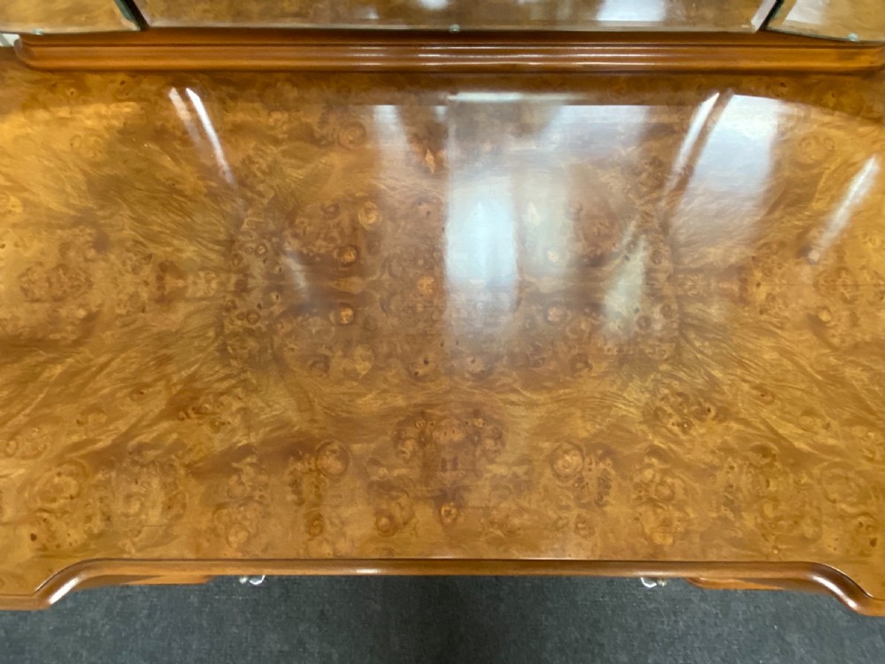 Queen Anne Burr Walnut Dressing Table View XI