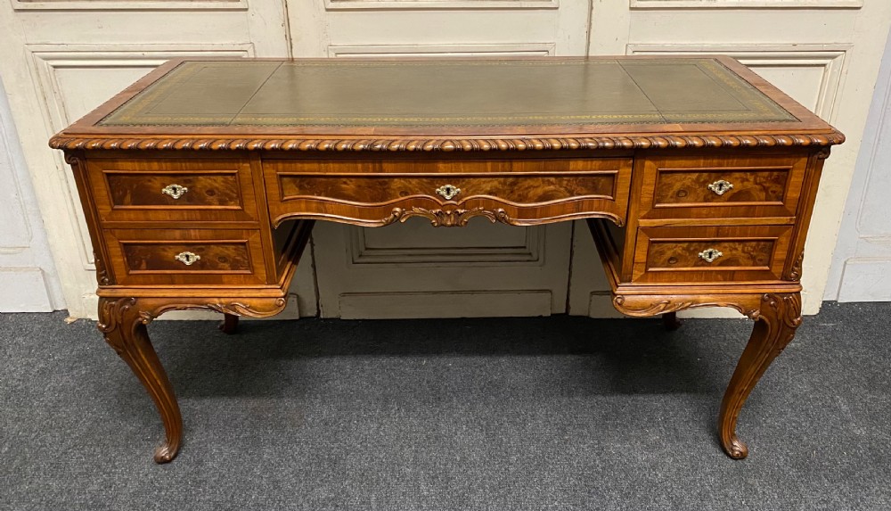 Fine Quality Burr Walnut Desk