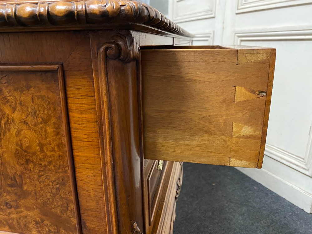 Fine Quality Burr Walnut Desk View XX