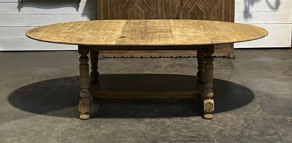 Oval Oak Farmhouse Table with Leaf 