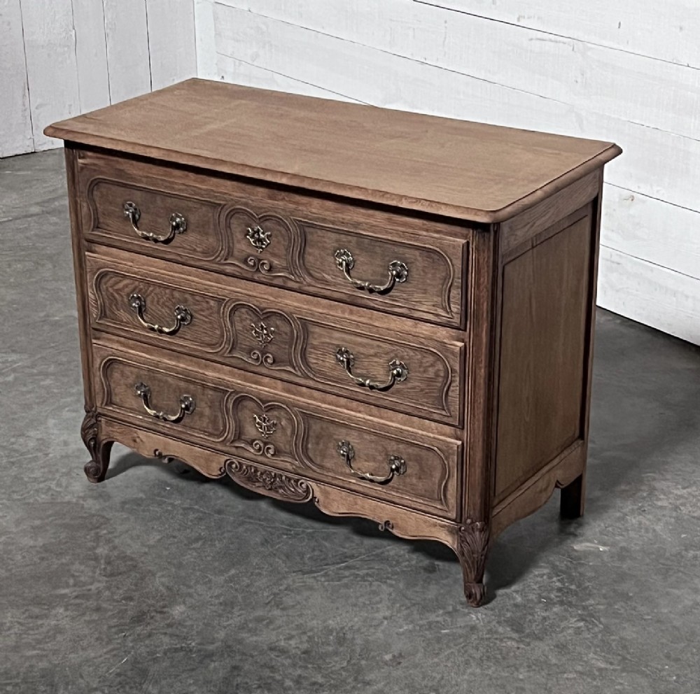 French Oak Chest of Drawers