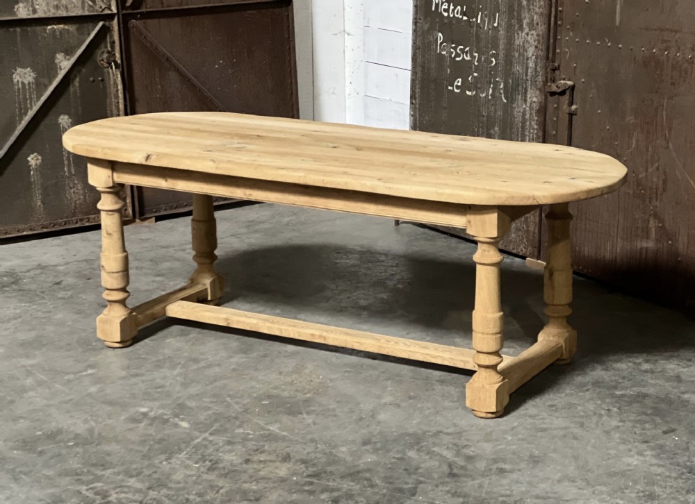 Good Quality Bleached Oak Farmhouse Dining Table