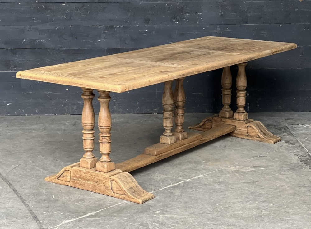 Lovely French Bleached Oak Farmhouse Dining Table 
