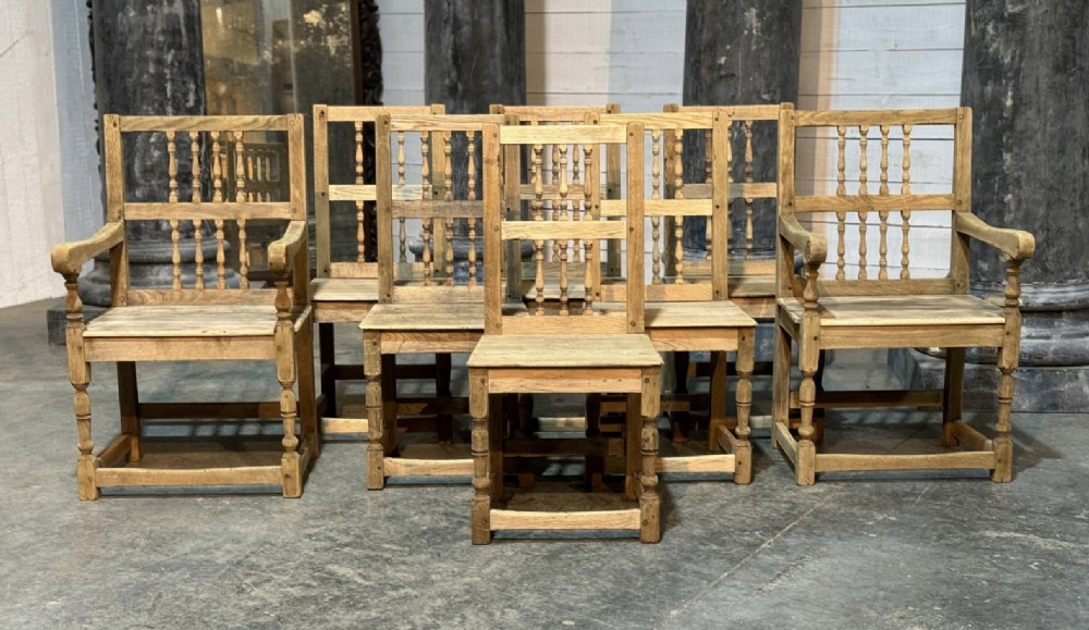 Fine Set 8 Bleached Oak Spindle Back Dining Chairs