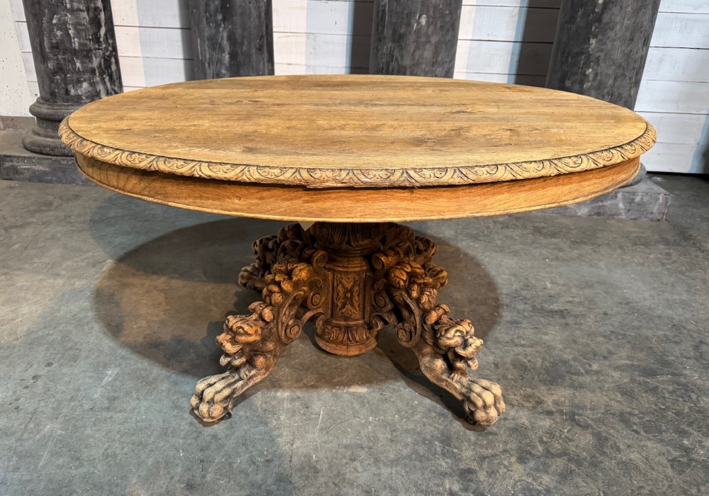 French Oak Centre Hunting Table