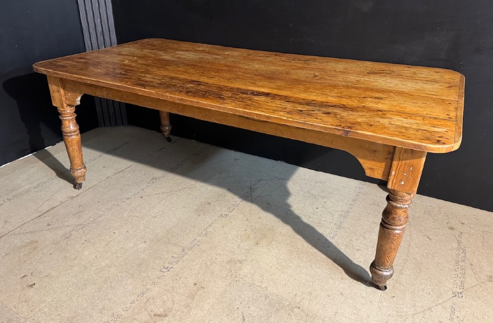 19th Century Pine Farmhouse Dining Table