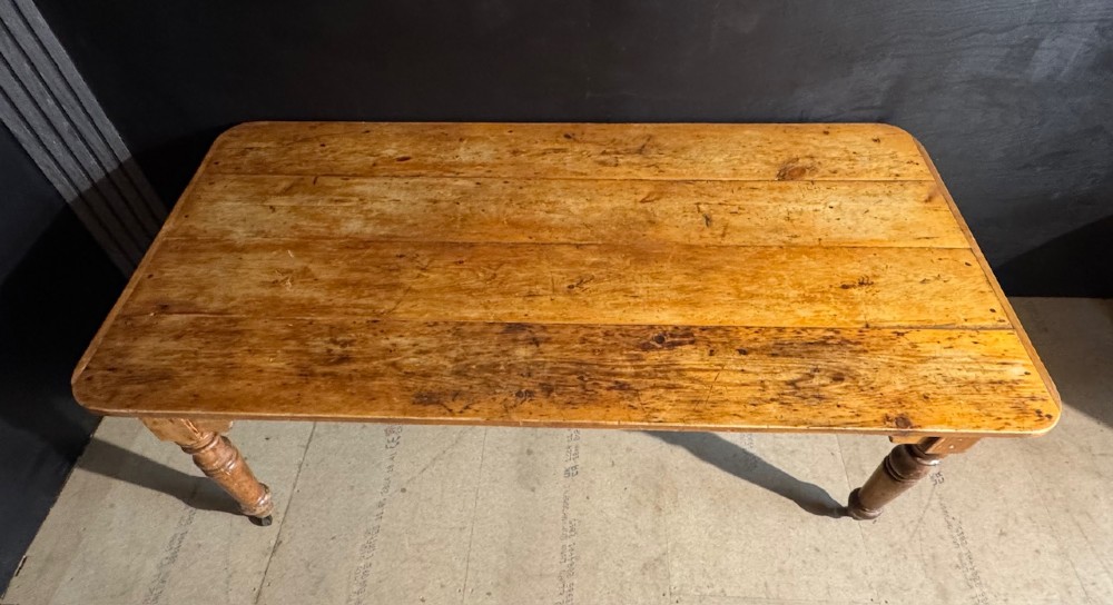 19th Century Pine Farmhouse Dining Table View V