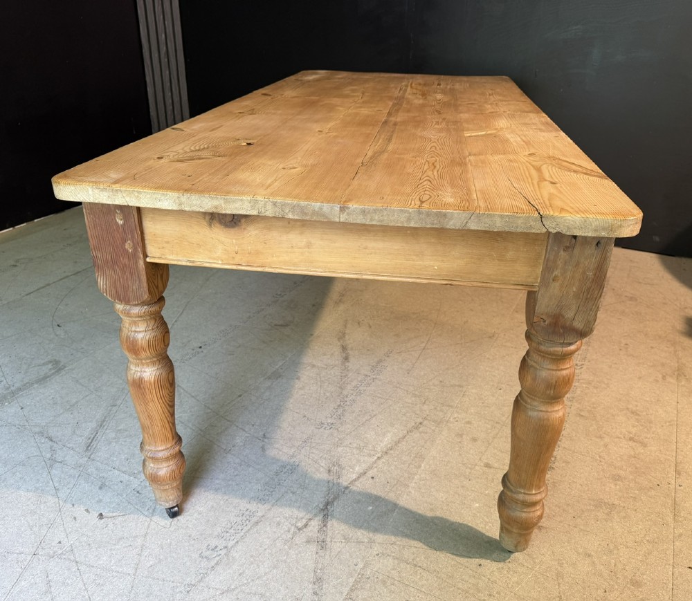 Pine Farmhouse Dining Table View X