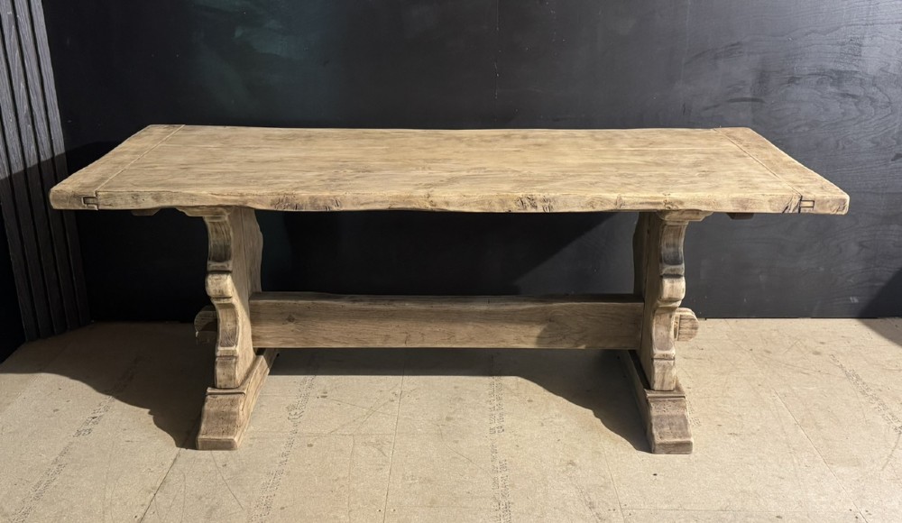 Quality Oak Farmhouse Dining Table View IV