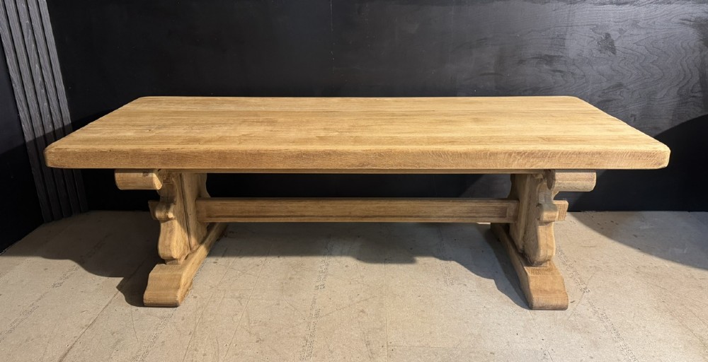 Large Extendable Oak Farmhouse Dining Table View IV