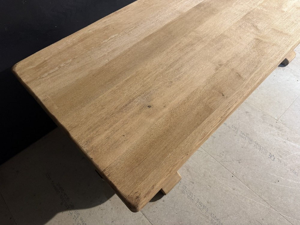 Large Extendable Oak Farmhouse Dining Table View VIII