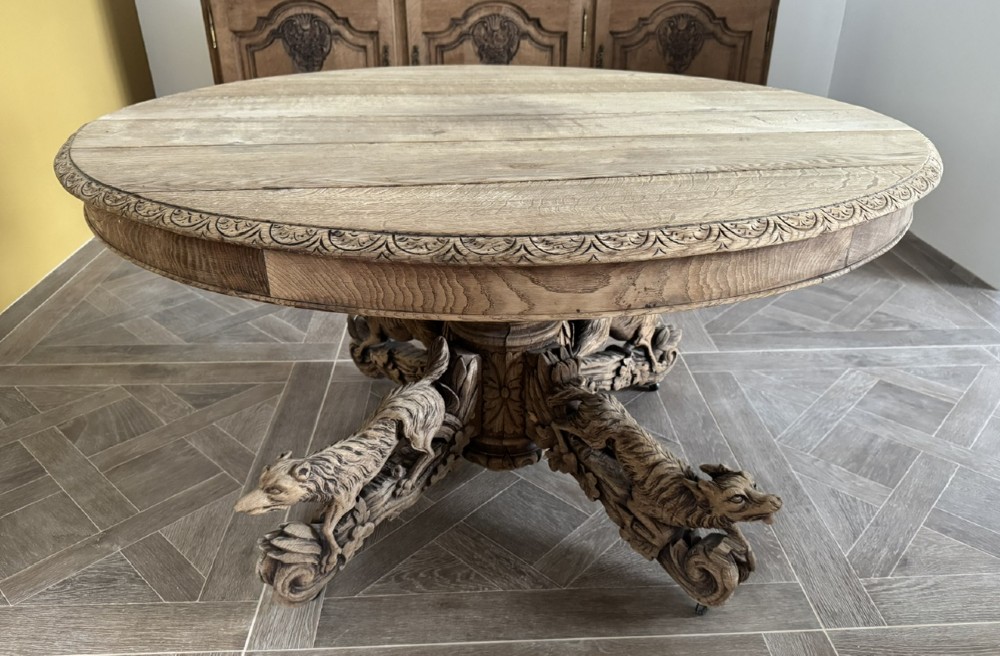 Important French Hunting Centre Table