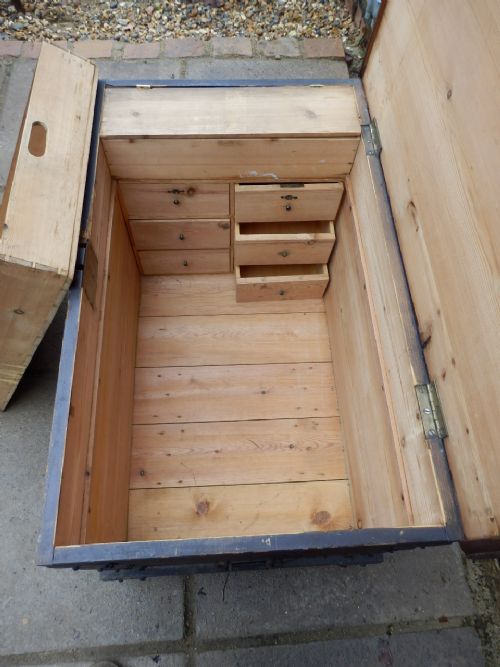 Pine Painted Trunk, Chest