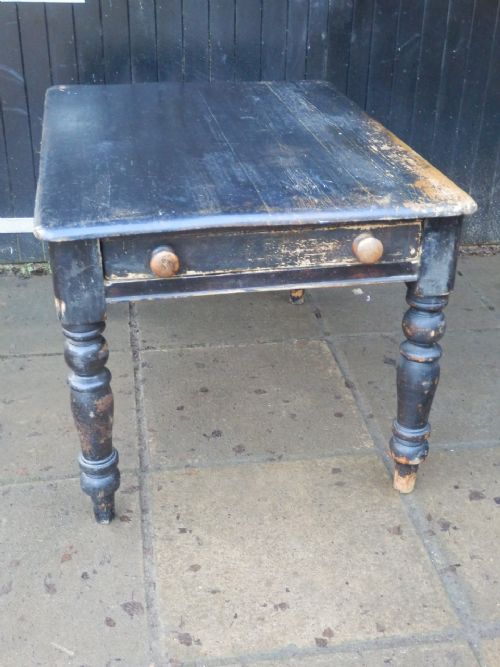 Pine Table