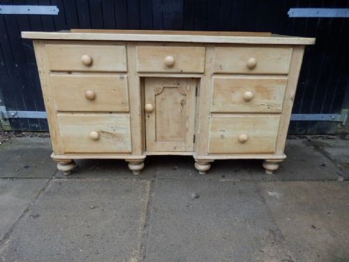 PINE DRESSER IN TWO SECTIONS - ADDITIONAL PHOTO 1