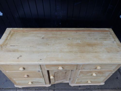 PINE DRESSER IN TWO SECTIONS - ADDITIONAL PHOTO 9