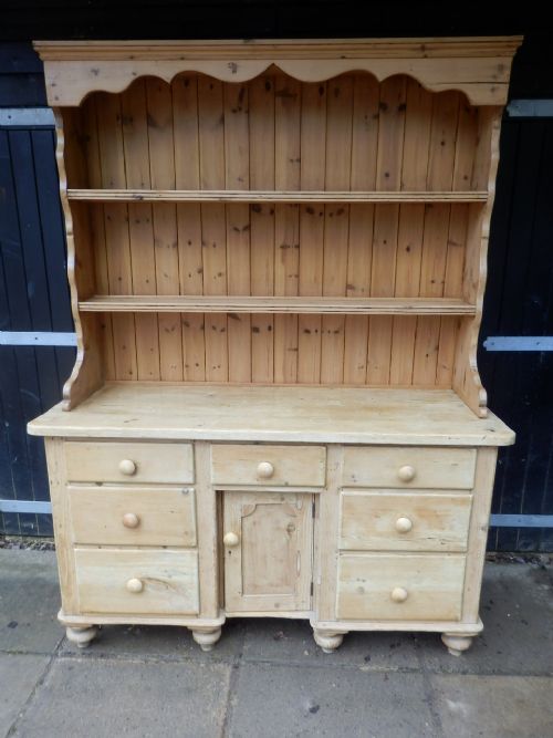 PINE DRESSER IN TWO SECTIONS - ADDITIONAL PHOTO 10