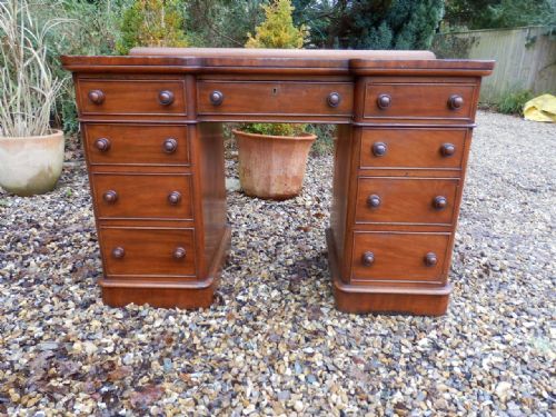 VICTORIAN MAHOGANY TWIN PEDESTAL DESK - ADDITIONAL PHOTO 11