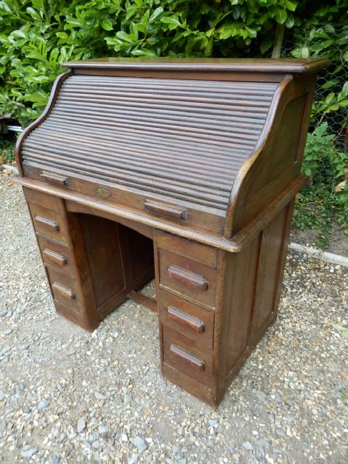Roll Top Desk, Solid Oak, Very Good Condition.