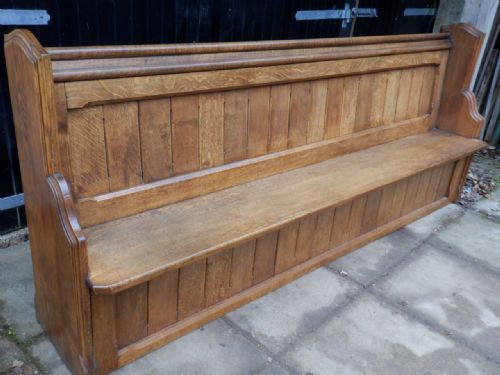 Oak Pew. Choir Stall. Arts and Crafts. Beautiful Condition.