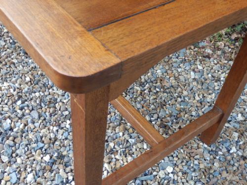 ARTS AND CRAFTS WALNUT DINING TABLE - ADDITIONAL PHOTO 4