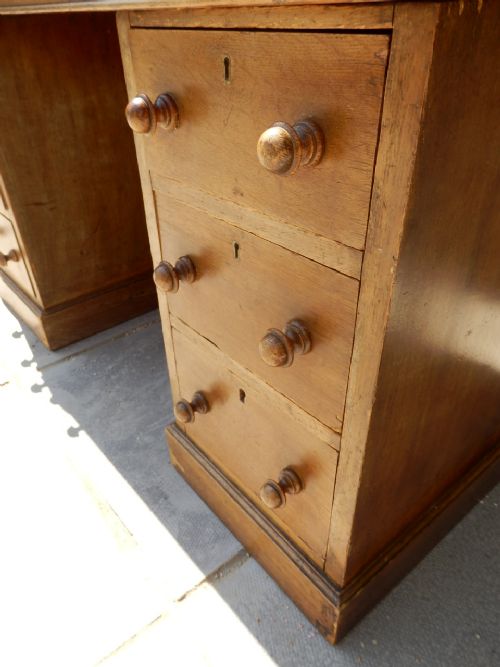 OAK CYLINDER DESK - ADDITIONAL PHOTO 3
